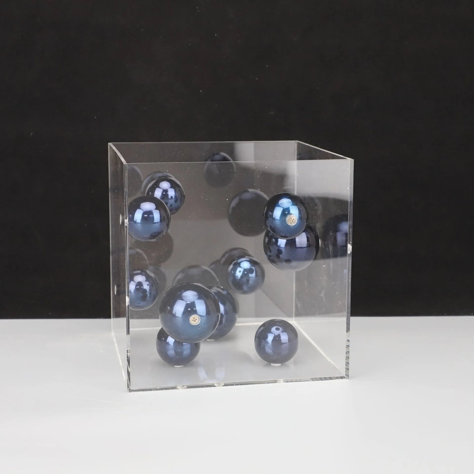 European-style Square Acrylic Cover Ball Ornaments Living Room Porch TV Cabinet Model Room Home High-end Decorations Modern